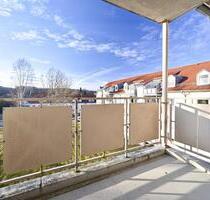 Einladende 2-Raum-Wohnung mit XL-Wohnzimmer und Balkon in ruhiger Lage von Flöha