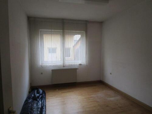 Foto - Büroraum+Lager SW f. Allrounder-Handwerker SW-Bfp