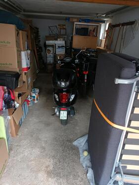 Foto - Garagenstellplatz für Roller, Moped, ... über die Wintermonate