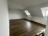 Foto - 2 Zimmer Dachgeschoßwohnung zur Miete in Solingen