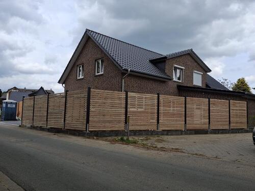 Foto - Doppelhaushälfte - 1.700,00&nbsp;EUR Kaltmiete, ca.&nbsp; 108,00&nbsp;m&sup2;