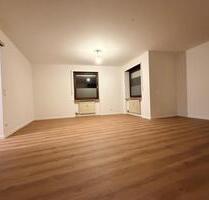 Wunderschöne , barrierefreie 2 Zimmerwohnung direkt am Stadtpark - Nürnberg Herrnhütte