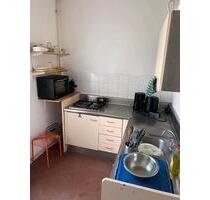 Bed space 270 sofart - 270,00&nbsp;EUR Kaltmiete, ca.&nbsp; 20,00&nbsp;m&sup2; in Berlin (PLZ: 12683) Marzahn-Hellersdorf