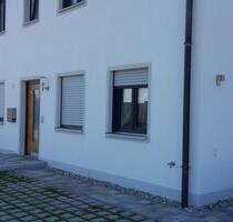 2-Zimmerwohnung mit Garten und Carport zu vermieten - Reischach