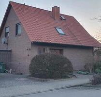 freistehendes Einfamilienhaus mit Keller und großem Garten - Vechelde