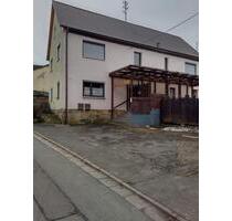 Haus mit Garten und Scheune in Gunzendorf - Buttenheim