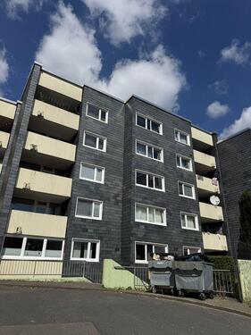 Foto - Renovierte + Vermietete 4-Zimmer-Wohnung zu verkaufen