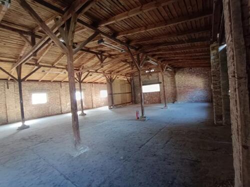 Foto - 308 m² Lagerhalle Lager Halle mieten Selfstorage Garage Auto KFZ Stellplatz Boot Wohnmobil Gewerbe Werkstatt