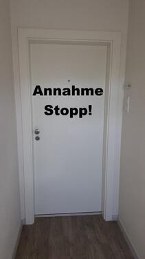 Foto - Eine schöne Drei–Zimmer-Wohnung, große Küche und Panoramablick