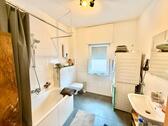 Foto - Modernisierter Altbau. 3,5 Zi. Wohnung in zentraler, ruhiger Lage
