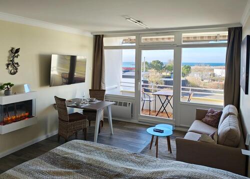 Foto - 23.10.-26.10.25 MEERBLICK BALKON FERIENWOHNUNG FEHMARN