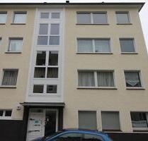 Frisch renovierte 1-Zimmer-Dachgeschosswohnung in 42275 Wuppertal