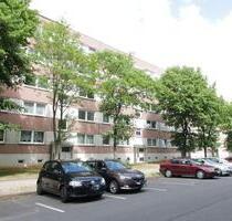 3-RWE mit Loggia - 354,00&nbsp;EUR Kaltmiete, ca.&nbsp; 57,88&nbsp;m&sup2; in Schwerin (PLZ: 19063) Mueß