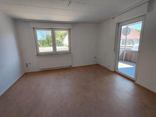 Foto - schön geschnittene 3 ZKB-Wohnung mit Balkon und Einbauküche