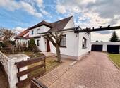 Foto - Doppelhaushälfte mit großem Garten und Garage in Beuna