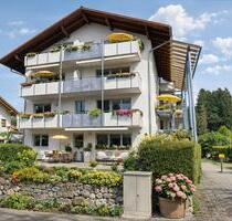 Frisch renovierte 3 Zimmer Wohnung mit Terrasse und eigenen Garten zu vermieten - Füssen