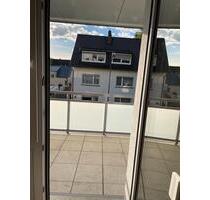 Neu renovierte 2-Zimmerwohnung in Rödelheim - Frankfurt am Main Neu renovierte 2-Zimmerwohnung in Rödelheim - Frankfurt am Main
