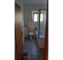 2-Zi Whg. (EG-Hochparterre) m. Terrasse u. Garage - Burgdorf
