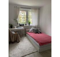 1 Zimmer Wg in 3 Zimmern Wohnung in Hamburg Harburg bis März