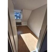 Kleine Wohnung vermieten - 550,00 EUR Kaltmiete, ca. 47,00 m² in Osnabrück (PLZ: 49084) Fledder Kleine Wohnung vermieten - 550,00 EUR Kaltmiete, ca. 47,00 m² in Osnabrück (PLZ: 49084) Fledder