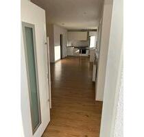 4 Zimmer Wohnung für WG Gründung + 3 Stellplätze - Aalen Unterkochen