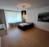 Klein aber fein, die eigenen 4 Wände mit Balkon! - Springe