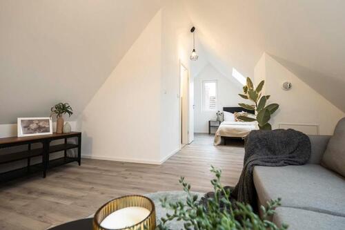 Foto - Modernes Wohnen: Vollmöblierte, komplett ausgestattete Dachgeschoss Wohnung zu vermieten