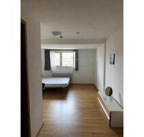 1 Zimmer Apartment - 650,00&nbsp;EUR Kaltmiete, ca.&nbsp; 25,00&nbsp;m&sup2; in Gengenbach (PLZ: 77723)