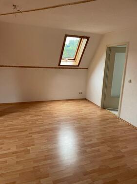 Foto - Wunderschön geschnittene Dachwohnung