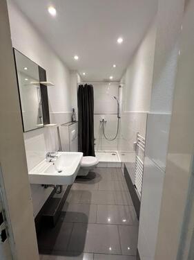 Foto - 6 Zimmer Wohnung WG und Monteur geeignet