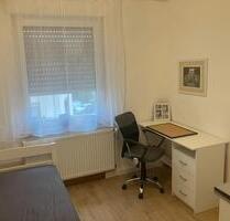 Helle 2ZKBB Innenstadt - 750,00&nbsp;EUR Kaltmiete, ca.&nbsp; 75,00&nbsp;m&sup2; in Paderborn (PLZ: 33100) Neuenbeken