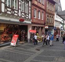 Anlageobjekt: Topsaniertes Mietshaus in 1a-Lage Fussgängerzone - Marburg