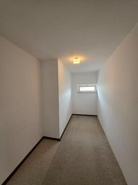 Foto - Lagerraum im 3. OG mit Licht und Strom ab sofort zu vermieten