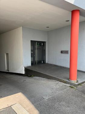 Foto - Multifunktionsfläche 160 qm - 123,00 EUR Kaltmiete, ca.  160,00 m²