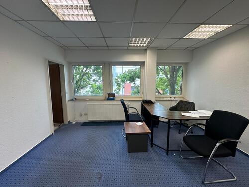 Foto - Bürofläche zu vermieten - 459,00 EUR Kaltmiete, ca.  25,00 m²