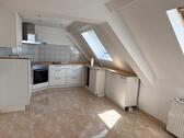 Foto - Zentrales 4 Zimmerwohnung DG - 1.400,00&nbsp;EUR Kaltmiete, ca.&nbsp; 90,00&nbsp;m&sup2;