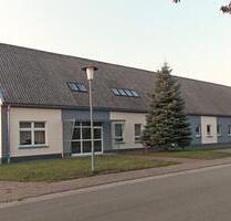 Mehrfamilienh.,Wohnhaus.Resthof,Gew,600 m² WF; 7.000 m²Grundst. - Gardelegen Dannefeld