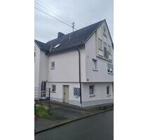 Helle und attraktive Wohnung mit EBK, Tageslichtbad, Balkon und Stellplatz - Eitelborn