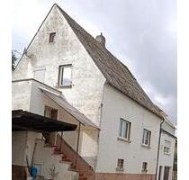 Zweifamilienhaus - 135.000,00 EUR Kaufpreis, ca.  122,00 m² in Pfeffelbach (PLZ: 66871)