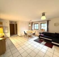 Gemütliche 2-Zimmer Wohnung in Wilhelmsdorf mit EBK+teilmöbiliert