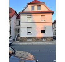 Charmante DG Wohnung in zentraler Lage mit Garten & viel Stauraum