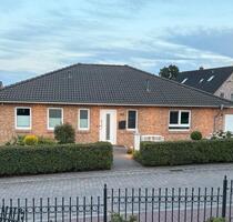 EFH Bungalow Nähe Ahrensburg 108qm Doppelgarage v. PRIVAT - Todendorf
