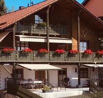 Urgemütliches Einfamilienhaus + Einliegerwohnung im Landhausstil - Bogen