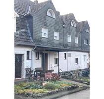 Reihenhaus in Bitzen(Wissen) - 1.290,00&nbsp;EUR Kaltmiete, ca.&nbsp; 140,00&nbsp;m&sup2; in Herdorf (PLZ: 57562)