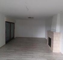 Einfamilienhaus mit Garten, Garage und 6 Zimmern in Altenkirchen - Altenkirchen (Westerwald)