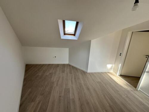 Foto - Dachgeschoßwohnung in Apolda zur Miete