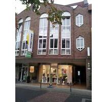 Neubezug nach Teil-Sanierung: schöne, geräumige 2 Zi. Wohnung - Elsdorf