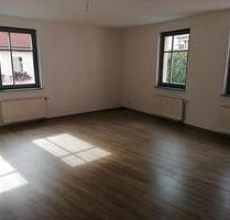 MODERNE und HELLE 4-Raumwohnung in zentraler Lage von Artern