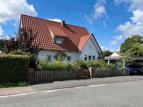 Foto - Charmantes Zweifamilienhaus in ruhiger Lage von Isernhagen