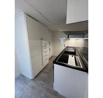 Sanierte & renovierte 3-Zi-Wohnung mit BalkonEBK Kitzingen-Stadt